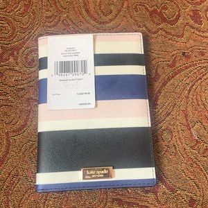 Kate spade passport wallet